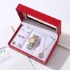 Conjunto de Presente para o Dia dos Namorados Chinês, Conjunto de Relógio e Joias Moderno para Presentear, Conjunto de Presente de Luxo Leve de Alta Qualidade, Dia das Mães