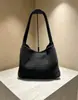 Nuevo bolso cubo tejido a mano para otoño e invierno, bolso de hombro cruzado informal para mujer, bolso tote de mano de alta gama con diseño madre-hija