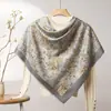 Lenço Quadrado Fino de Seda e Lã para Primavera e Verão o Ano Todo Feminino 200 Xale Étnico Lenço para Ar Condicionado Feminino Customização de Fábrica
