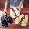 Sandalias Planas para Mujer, Estilo Ins de Moda, Novedad Verano 2026 Versátiles de Moda Estilo Hada Zapatillas Frescas de Gama Alta