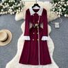 Shenzhen Nanyou 2025 Nueva Falda de Punto para Mujer de Otoño e Invierno con Cuello Contrastante y Botón Metálico Vestido de Manga Larga
