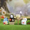 Sensación popular en línea: Adorno de escritorio de caja sorpresa grabado en la memoria, figura de juguete creativa de moda estilo anime, perfecta para regalar
