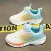 Zapatos Infantiles de Malla Transpirable Deportivos para Niños 2026 Nuevo Estilo Estudiantes de Primaria Botón Ligeros Zapatos para Correr Niños Medianos y Grandes
