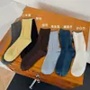 Calcetines de lunares con volantes de color contrastante para mujer, dulces, transpirables, elásticos, suaves, no propensos a formar bolitas, calcetines de algodón con encaje de tubo medio