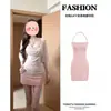 Top de Alça Estilo Garota Sexy Quente para Mulheres, Novo Estilo de Verão, High-End, Elegante, Justo ao Corpo, Lindo Conjunto de Duas Peças