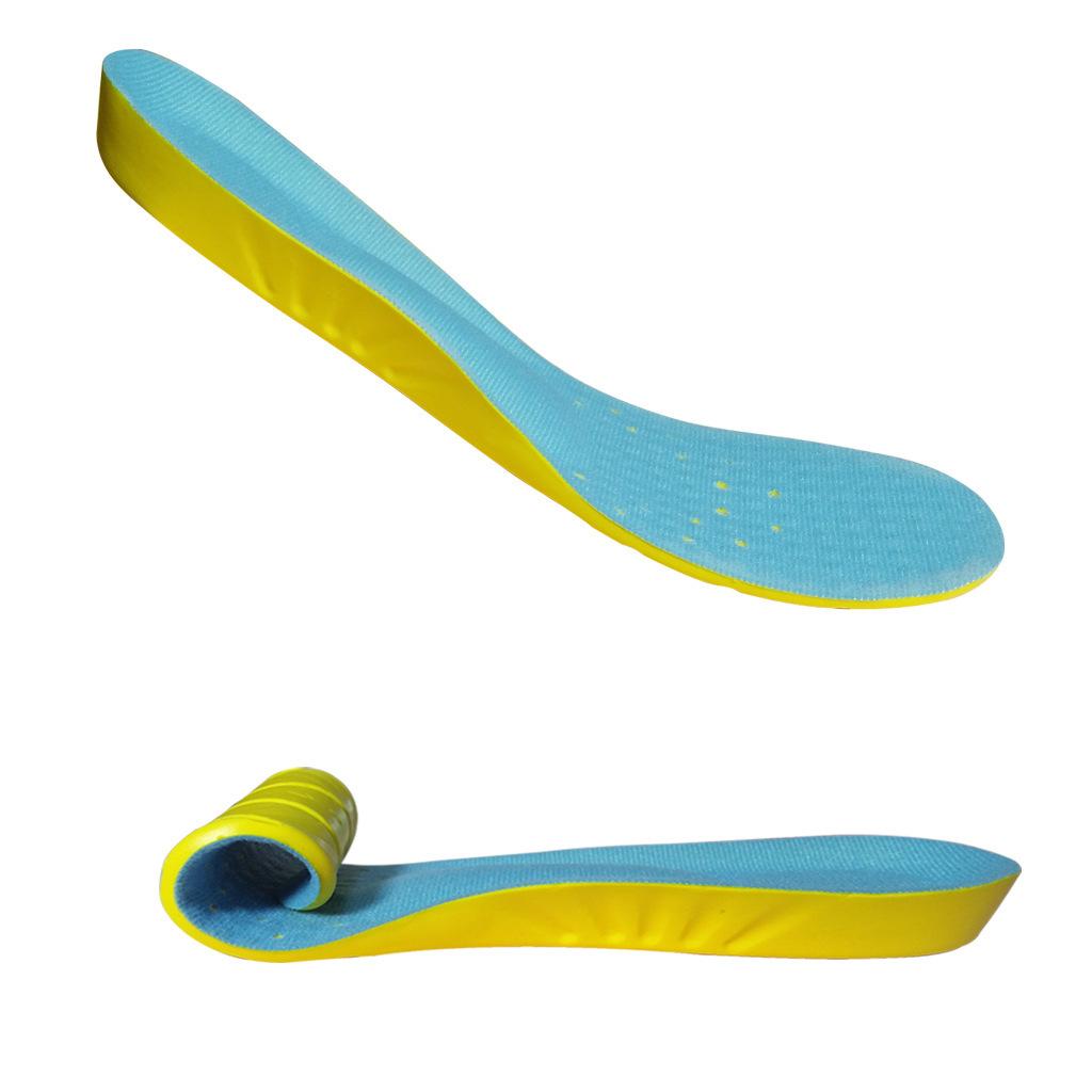 4697483822_1738980153