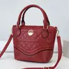 Bolsas para Mulheres 2025 Outono e Inverno Novo Estilo Bolsa Saco Nicho Estilo Coreano Bolsa Feminina Ombro Único Transversal Bolsa de Mão de Grande Capacidade para Mulheres
