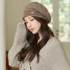 Gorro de Invierno para Mujer para Protección contra el Frío, Versátil y de Moda, Cálido y Elegante, Boina de Lana Tejida que Protege los Oídos, Versión Coreana