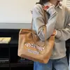 Bolsa de Lona Bordada com Letras Estilo Harajuku da Moda para Estudantes, Bolsa Tote Versátil Japonesa de Grande Capacidade, Bolsa de Ombro da Moda