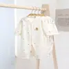 Fábrica de Anyang Fornece Macacão de Algodão Puro para Bebê, Roupas de Bebê para Meninos e Meninas, Macacão para Recém-Nascidos, Macacão de Engatinhar com Proteção para a Barriga, Estilo para Todas as Estações