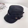 Sombrero retro de gamuza estilo ecuestre para mujer otoño invierno estilo old money versátil hace que la cara se vea más pequeña gorra visera de pico de pato moderna versátil gorra de vendedor de periódicos