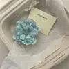 Pinza para el pelo de Camelia Azul Degradado con un Toque Puro, Dulce y Fresco, Pinza para el Pelo de Flor Artificial, Pinza Lateral Estilo Vacaciones en la Costa