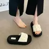 Pantuflas de lunares con plataforma para mujer, Nuevo estilo Verano 2026, Inspiradas en Chanel, Adecuadas para combinar con vestidos, Sandalias de piscina para vacaciones en la playa