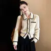 Top de moda de alta gama, moderno, color blanco roto, con botones y solapa, nuevo, elegante y versátil para el invierno de 2025