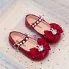 Zapatos de Princesa para Niños 2026 Primavera/Otoño Nuevos Zapatos de Una Sola Pieza con Pedrería Perla y Lazo, Boca Baja, Zapatos Pequeños de Cuero, Suela Suave, Zapatos para Actuación