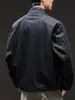 Chaqueta Harrington de Mezclilla Negra con Cuello Alto para Hombre 2026 Otoño Nueva Holgada Tallas Grandes Fresca Ropa de Abrigo para el Trabajo