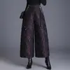 Calças Plus Size com Qualidade Garantida que Cobrem o Corpo, Fazem Você Parecer Mais Magra e Mais Jovem, Calças Casuais Bordadas de Nova Coleção Primavera e Outono, Corte Reto Cropped para Mães de Meia-Idade
