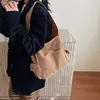 Bolso Tote de un Solo Hombro Nuevo Otoño 2026, Color Sólido, de Moda, Tendencia, Sencillo, Gran Capacidad, Alto Valor Estético, Bolso Minimalista de Axila