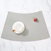 Jogos Americanos Escandinavos de Couro Personalizados com Bordas Douradas, Jogos Americanos à Prova d'Água e Anti-Queimaduras, Tapetes de Mesa Isolados, Jogos Americanos Ocidentais para Hotel, Jantar em Casa