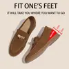 Mocassins com Forro de Lã e Fivela Dourada para Mulheres, Novidade Outono e Inverno 2025, Estilo Britânico Versátil Retrô, Sapatos de Couro com Salto Escondido