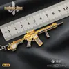 Shuo Jie Delta Mini Furia de Ares M4A1 Modelo de Pistola de Juguete Llavero Colgante