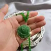 Nuevo Estilo Vintage Cadena Larga para Suéter con Colgante de Flor Rosa Accesorio Colgante Collar Marco Dorado Colgante de Flor