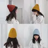 Gorro de lana para mujer, otoño e invierno, para parejas, para todo tipo de combinaciones, para hombres y mujeres, estilo coreano, moderno, sencillo, de punto, cálido para estudiantes.