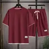 Traje casual de gofre para hombre, camiseta de manga corta de seda helada para verano, conjunto de hombre, traje deportivo elegante de talla grande