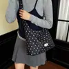 Bolsa de lona de grande capacidade para mulheres, nova bolsa de ombro simples com bolinhas 2026, tendência e super popular, bolsa tote transversal para o trabalho