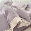 Juego de cama de cuatro piezas de terciopelo coral de leche engrosado de doble cara, ropa de cama de franela de invierno, falda de cama más gamuza, sábanas, funda de edredón