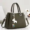 2026 Nova Bolsa Feminina Versátil de Ombro Único e de Mão de Grande Capacidade para o Dia a Dia Aniversário Moda Casual Bolsa Versátil