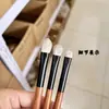 Set de Tres Pinceles para Sombras de Ojos de Pelo de Zorro Nival, Grande, Mediano y Pequeño, para Capa Base, Difuminado y Detalles de Color en el Párpado, Esponjosos y Suaves