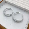 Novos Brincos de Argola Grandes em Forma de C, Textura Fosca Exagerada e Atmosférica, Elegantes Retro de Alta Qualidade, Brincos Versáteis para Mulheres