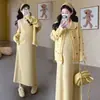 Conjunto de Duas Peças Outono/Inverno 2026: Cardigan Suéter Maternidade com Gola Peter Pan Doce + Vestido Regata Maternidade