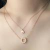 Collar de Acero de Titanio Oro Rosa con Cara Sonriente para Mujer, Sencillo Collar de Doble Cadena de Girasol Estilo Hip-Hop, Accesorio con Colgante de Diseño Multicapa