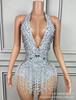 Europeo y Americano Sexy Escote en V Profundo Rosa Borlas Cuentas Malla Latino Gogo Cantante Femenina Danza Traje Modelo Ropa de Performance