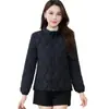 Otoño e Invierno 2025 Nueva Chaqueta Casual Corta para Mujer con Cuello Alto Ligera Cálida Chaqueta Pequeña de Algodón Ligera Venta al por Mayor