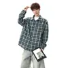 Outono de 2026 Novo Estilo Estilo de Hong Kong Tendência Camisa de Manga Longa com Blocos de Cor Xadrez para Homens Sensação de Alto Padrão Camisa Xadrez Masculina para Camadas