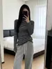 Camada base feminina de gola alta, design com estampa listrada outono/inverno, corte solto, tamanho grande, adequado para silhuetas mais cheias, camiseta de manga longa