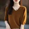 Suéter de punto para mujer con cuello en V y cinco mangas, color liso, manga corta, suéter de punto holgado, capa base, camiseta 25 Otoño Nueva Llegada Primera Línea Listo para usar T