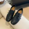 Zapatos planos ligeros 2026 nuevos versátiles de punta cuadrada pequeños de cuero con hebilla, estilo británico, suela suave, correa retro, negros para mujer