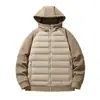 Chaqueta Ligera de Plumas para Hombre 2025 Invierno Nueva Empalme Tejido con Capucha Pareja Versátil Tendencia Casual Cálida
