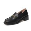 Estilo Britânico Couro Completo Metal Buckle Loafers 2022 Outono Novo Salto Médio Grosso Redondo Toe Sapatos de Couro Pequeno Cowhide Single-layer Shoes para Mulheres