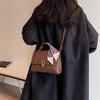 Bolso de mano de moda de nicho francés para mujer, novedad de 2023, bolso cuadrado pequeño para ir al trabajo, bolso de hombro informal de alta calidad