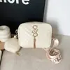 Bolsa Feminina 2026 Transfronteiriça Outono Novo Estilo Fresca e Individual Bolsa Transversal Fashionável Tendência Bolsa Quadrada Pequena Bolsa de Ombro Simples