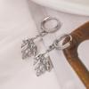 Aogu Niche Design Real Ouro Galvanizado Zircon Leaf Pingente Brincos para Mulheres INS Personalidade Simples All-match Brincos