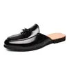 2025 Nuevo Verano Sandalias Planas Baotou con Borlas de Media Copa y Espalda Hueca para Hombre 46 Calzado de Exterior Chanclas