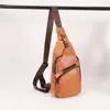 Bolso de pecho de cuero de alta gama, bolso nuevo, venta al por mayor, bolso de pecho casual de moda para hombre, bolso de mensajero de cuero de capa superior, productos nuevos transfronterizos