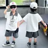 Conjunto de Verão para Meninos Roupas Infantis Camisa POLO Shorts de Manga Curta Xadrez Conjunto de Duas Peças 2026 Novas Roupas para Meninos