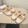 Zapatos de cuero con lazo estilo coreano para niñas, nuevo modelo primavera y otoño 2026, zapatos de actuación para niñas pequeñas, zapatos versátiles de suela blanda para niños, zapatos de princesa